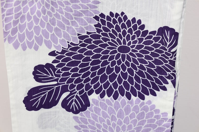 New yukata (summer kimono), white with shades of purple and floral pattern, b10