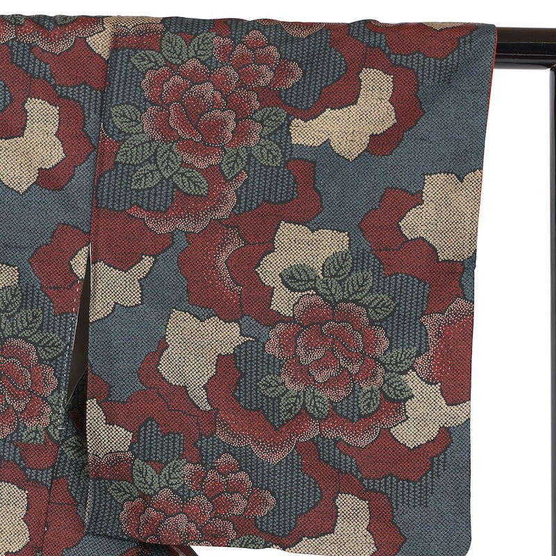 Japanese kimono  (Tsumugi) M-size 100% silk  / B93