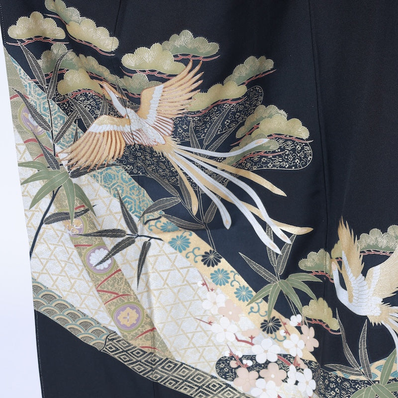 Japanese kimono  (Kurotomesode) M-size 100% silk  / B109