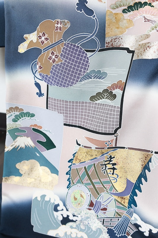 Boys' one-piece used kimono; gray, indigo, green, purple, gold, white, brown; hawk, auspicious motifs, five crests (circle with ivy); b67