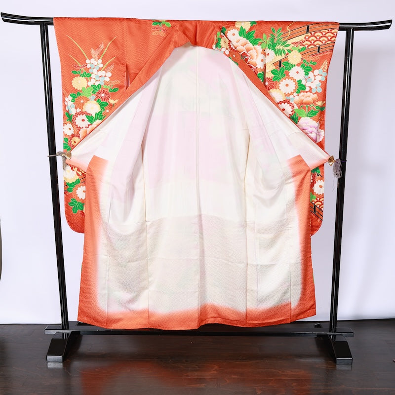 Long-sleeved kimono Used Size M (Furisode)100%Silk/K95