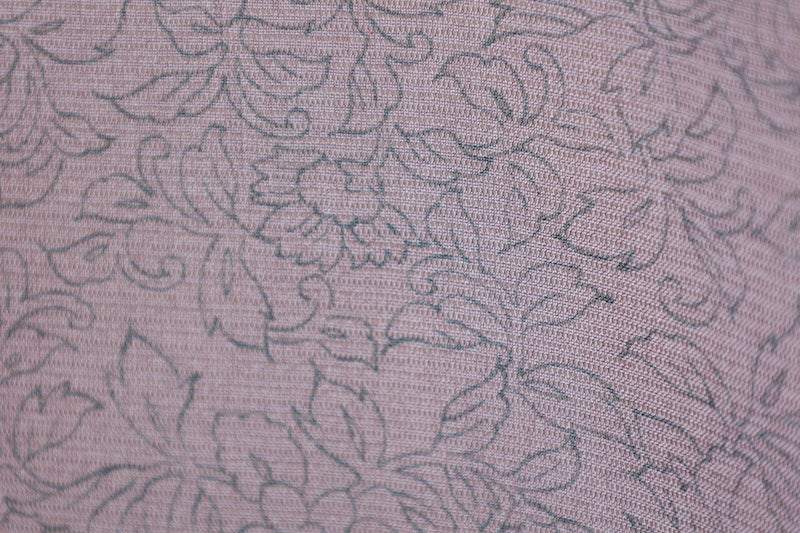 Tsukesage used kimono, wisteria purple, shades of gray, ro (gauze), with Tang flower and phoenix motifs, Shantou embroidery, R33