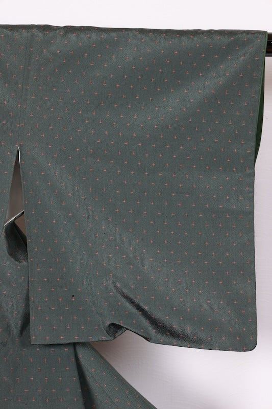 Shiozawa Tsumugi(used kimono) silk fabric, green and red ikat pattern, R75
