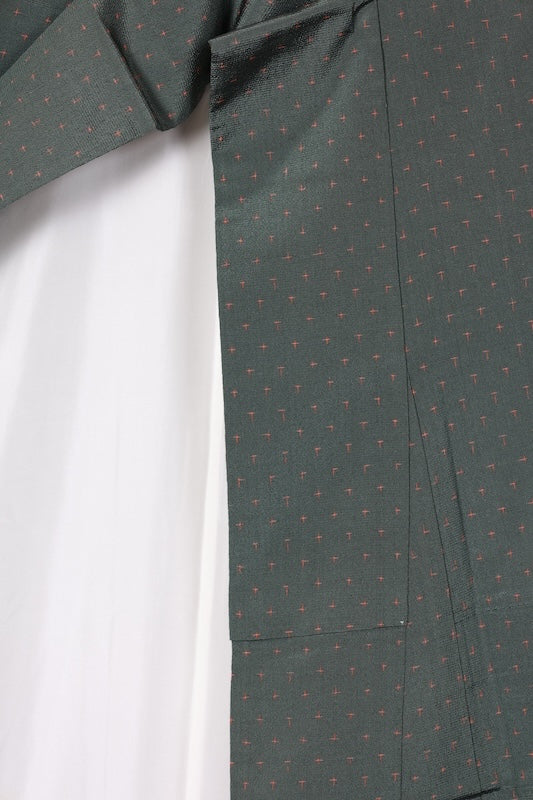 Shiozawa Tsumugi(used kimono) silk fabric, green and red ikat pattern, R75
