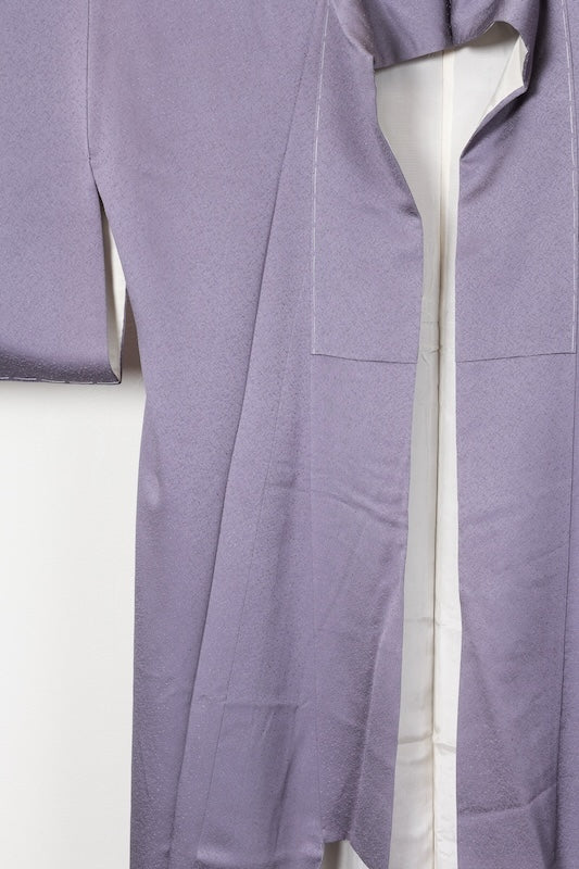 Japan kimono, brand new, unused, lavender color, single crest of wisteria and mandarin orange, R77