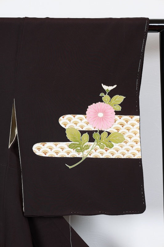 New, unused formal kimono (houmongi) in brown, green, beige, and white. Features gold thread embroidery, floral and wave patterns. (R72)