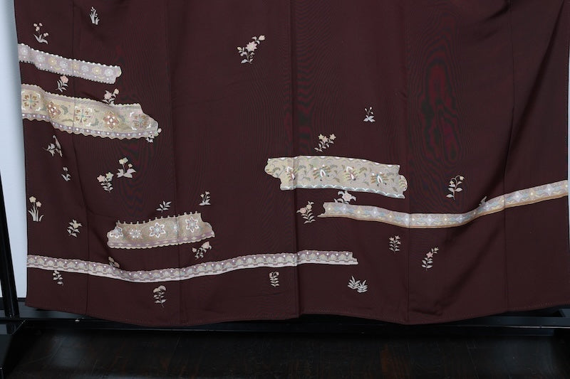 Japan used kimono, brown, gold, green, blue, gray, floral pattern, hand-painted floral design, R76