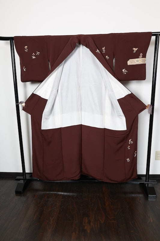 Japan used kimono, brown, gold, green, blue, gray, floral pattern, hand-painted floral design, R76