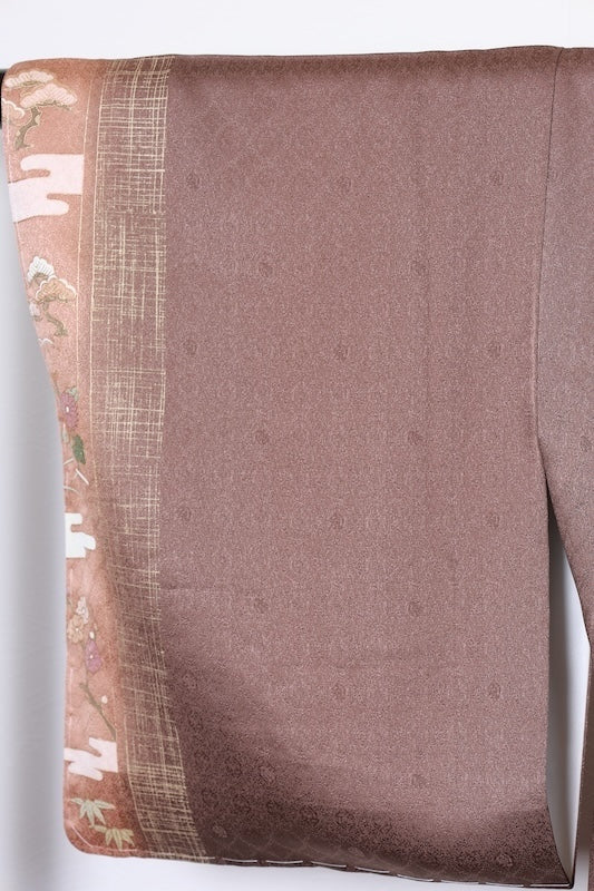 Japan kimono, brand new, unused. Features shades of brown, gold, green, purple, and white. Design includes pine trees, mist, flowers, and dewdrop grass. Hand-painted Kyoto Yuzen dyeing. (R70)