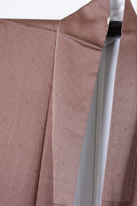 Japan kimono, brand new, unused. Features shades of brown, gold, green, purple, and white. Design includes pine trees, mist, flowers, and dewdrop grass. Hand-painted Kyoto Yuzen dyeing. (R70)