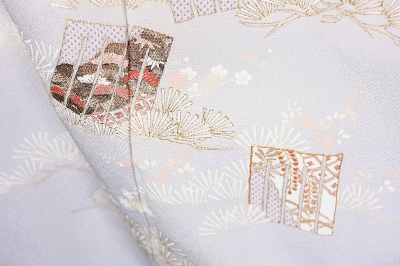New, unused formal kimono (Houmongi), Kyoto Yuzen dyeing, gray, gold, purple, gray, coral red, pine, flowers, Genji incense pattern. R94