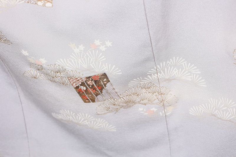 New, unused formal kimono (Houmongi), Kyoto Yuzen dyeing, gray, gold, purple, gray, coral red, pine, flowers, Genji incense pattern. R94