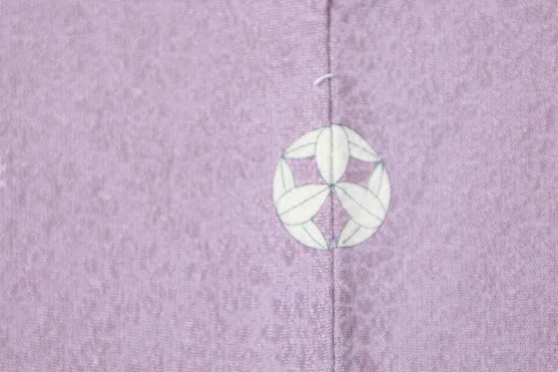 Japan kimono, brand new, unused, Kaga Yuzen by Kakimoto Ichiro, light purple, Tang-style weave, continuous pattern, one crest and nine bamboo leaves, R91