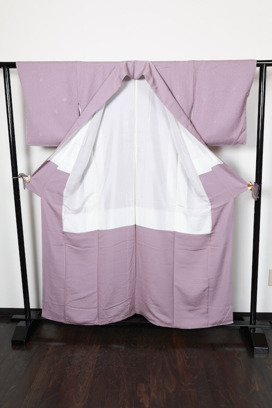 Japan kimono, brand new, unused, Kaga Yuzen by Kakimoto Ichiro, light purple, Tang-style weave, continuous pattern, one crest and nine bamboo leaves, R91