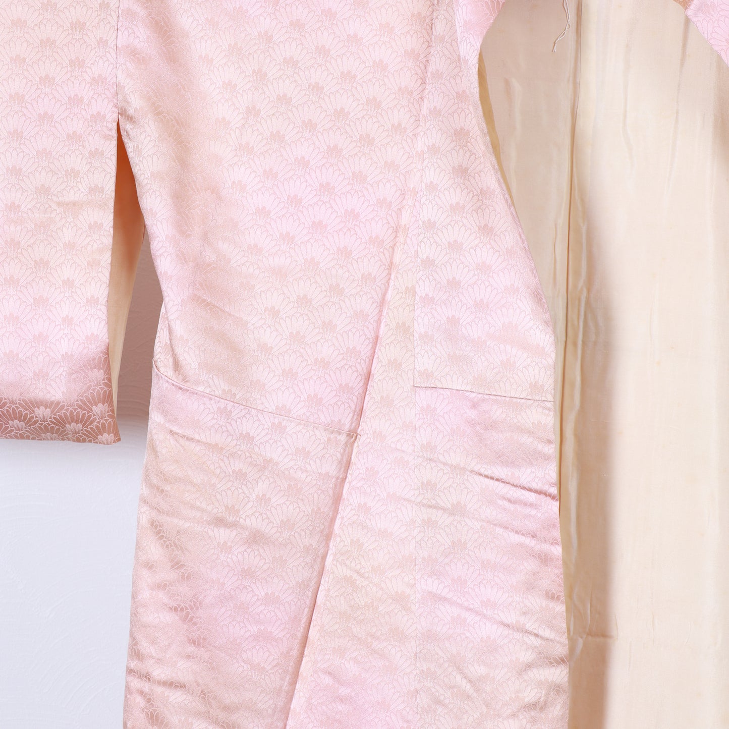 Japanese kimono used <Iromuzi> Msize  silk 100% /T