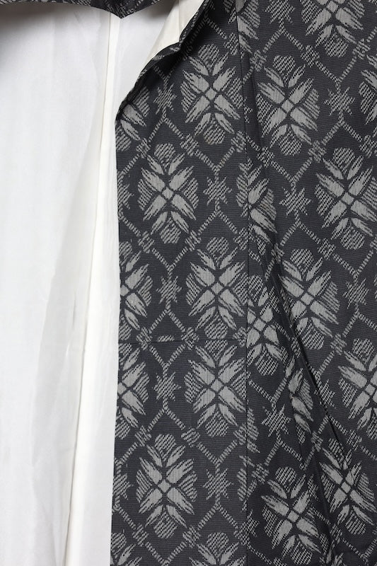 Tsumugi silk(Japan used kimono ) fabric, black and gray, geometric pattern,  R139
