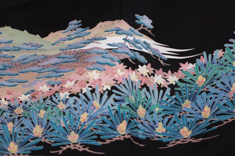 Japanese kimono used <Kurotomesode> M-size  silk 100% /TT33