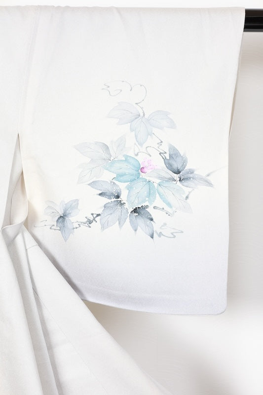 Japan used kimono, white, wisteria purple, gray, ink, purple, floral pattern, hand-painted, by a renowned artist, R171