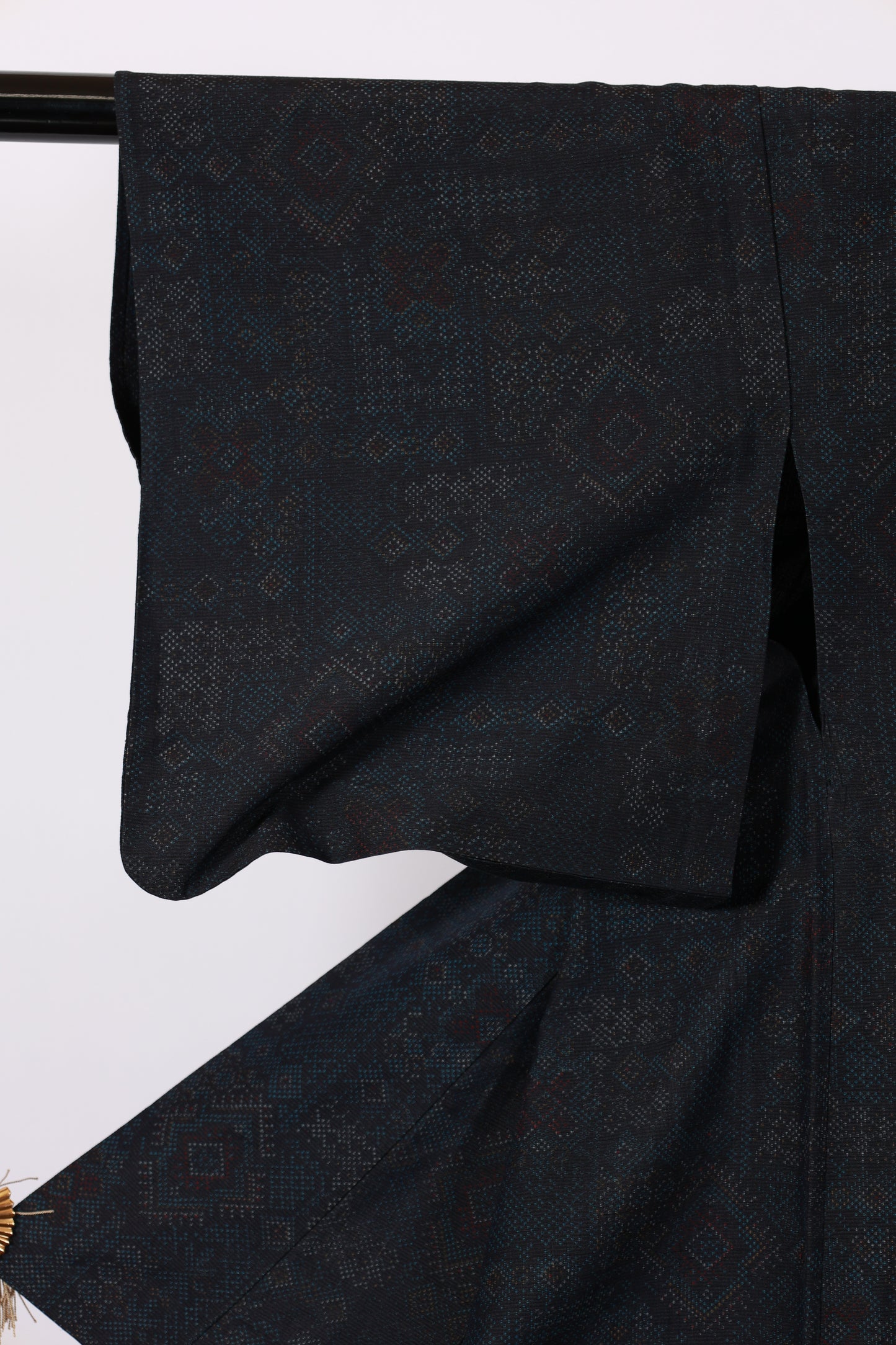 Japanese kimono used <Tsumugi> M-size  silk 100% /B910