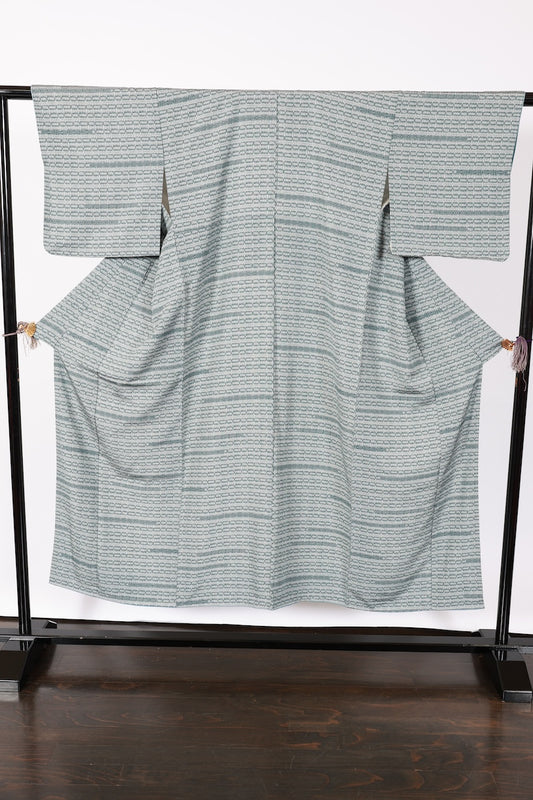 Japanese kimono Unused New <Tsumugi> S-size  silk 100% /B916