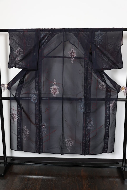 Komon (Japan used kimono silk fabric), Monsha (patterned gauze), Nishijin weave, black, red, silver, Tang flower pattern, R211