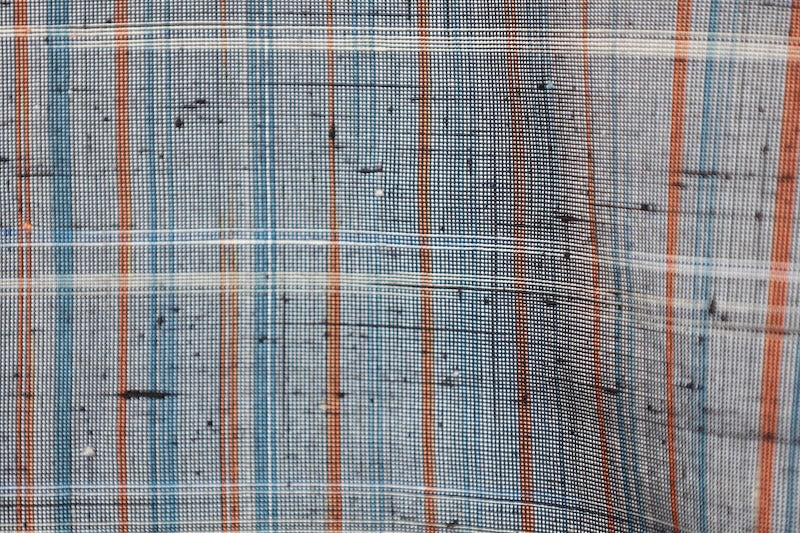 Tokamachi Tsumugi (Japan used kimono) silk fabric, gray, indigo, brown, checkered pattern, R200