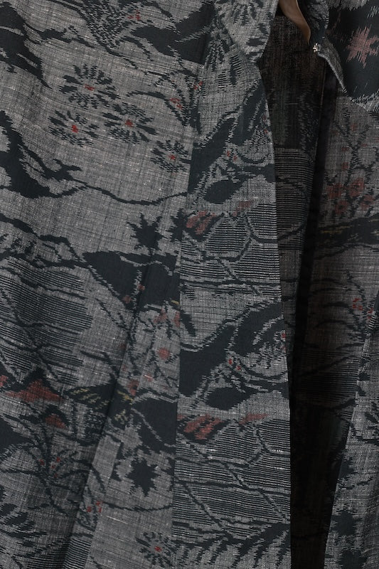 Tokamachi Tsumugi(Japan used kimono silk fabric), gray/ink black,  handwoven, R194