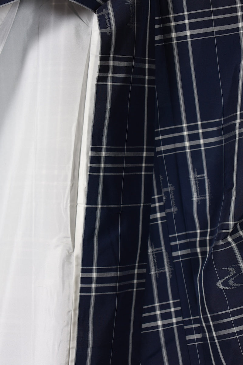 Japanese kimono used <Tsumugi> M-size  silk 100% /B926