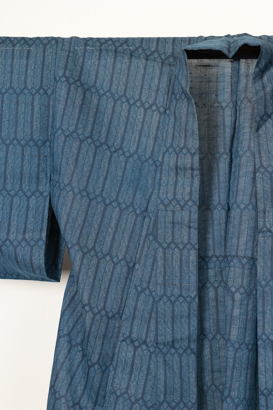 Summer used kimono, indigo blue, geometric pattern, R191