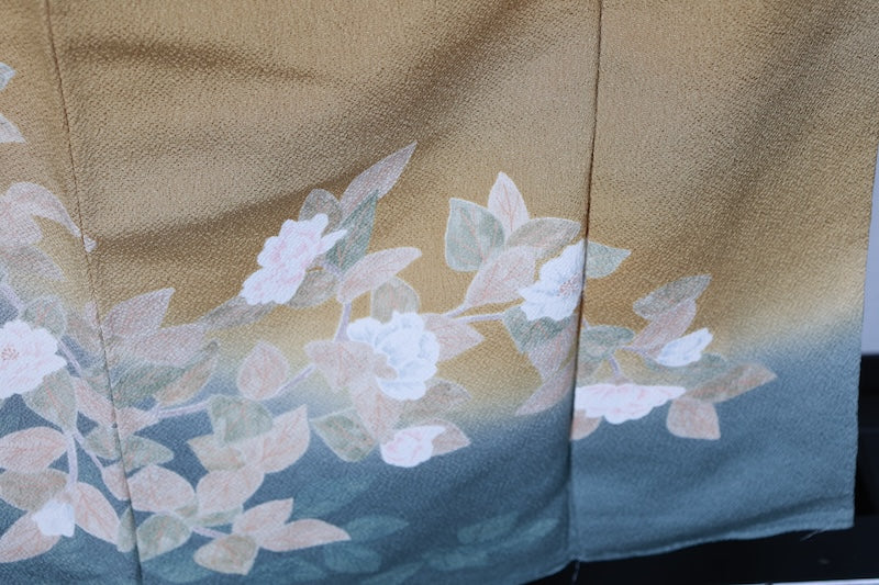 Japan used kimono, mustard yellow, gray, green, blue, brown, floral pattern, crepe silk, hand-painted Kyoto Yuzen dyeing, R255