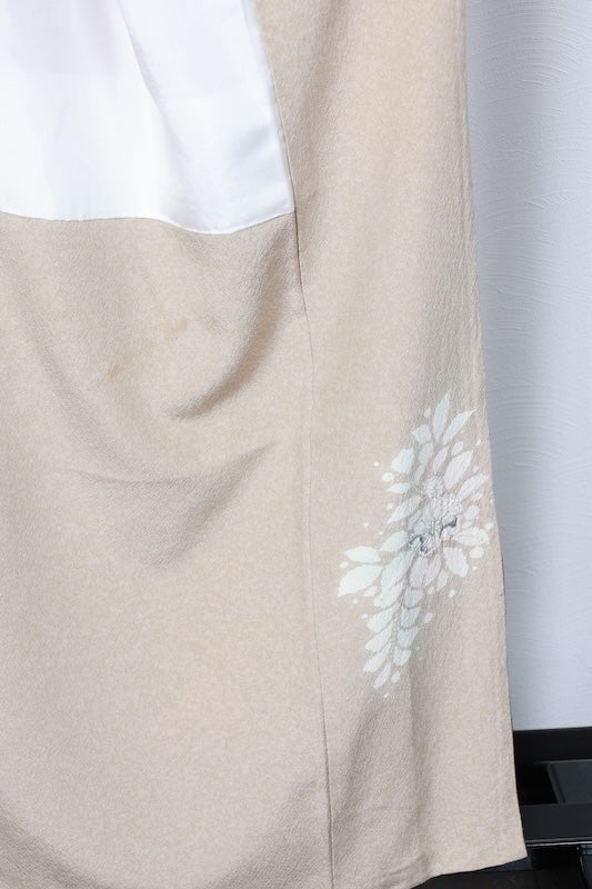 Japan used kimono, Tsujigahana pattern, withered field color, white, brown, gray, ink, blue, Shibori (tie-dye) technique, artist's work, R206