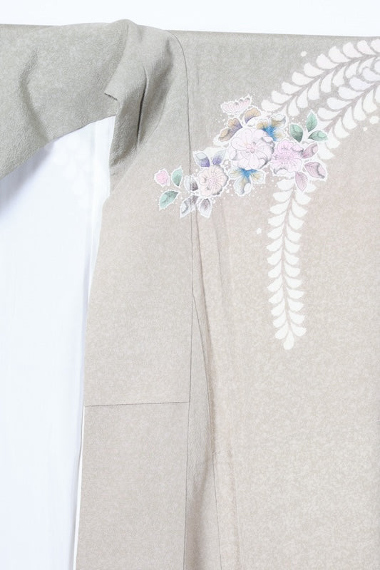 Japan used kimono, Tsujigahana pattern, withered field color, white, brown, gray, ink, blue, Shibori (tie-dye) technique, artist's work, R206