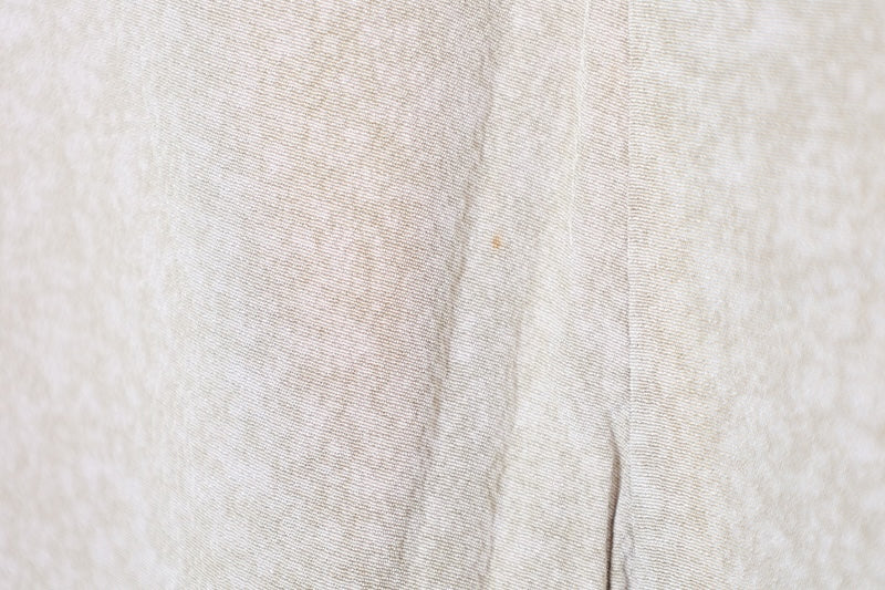Japan used kimono, Tsujigahana pattern, withered field color, white, brown, gray, ink, blue, Shibori (tie-dye) technique, artist's work, R206