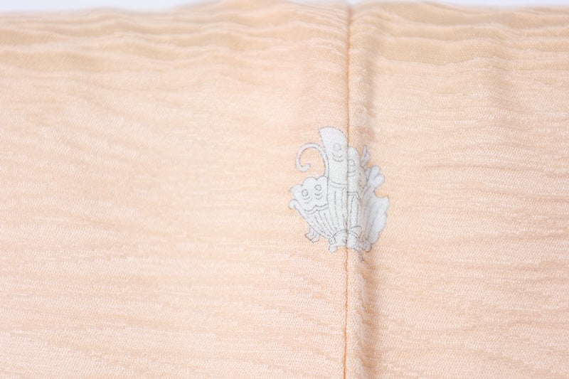 Japan  kimono, brand new, unused. Reddish-brown color with a continuous wave pattern, geometric design, embroidery, and a single butterfly crest (R256).
