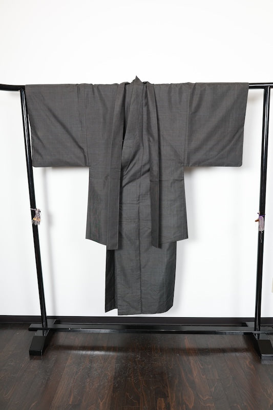 Men's authentic used Oshima Tsumugi ensemble, mud-dyed, seven-mark weave, brown and gray, R242