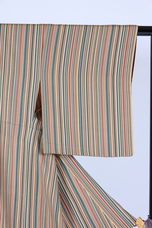 Japanese kimono used <komon> M-size  silk 100% /B1436