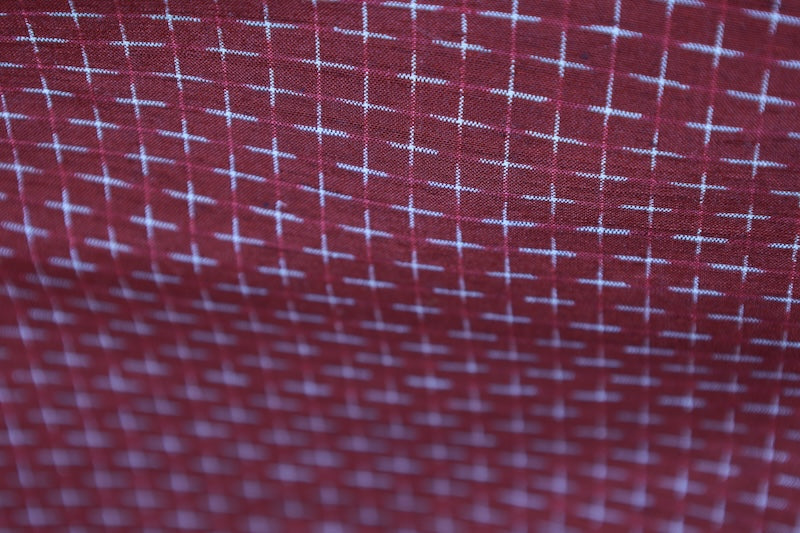 Tsumugi silk fabric, brand new, reddish-brown and white, cross pattern, handwoven, R287