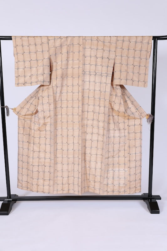 Authentic Ryukyu Tsumugi used silk fabric, beige, brown, indigo, checkered pattern, swallows.B1485