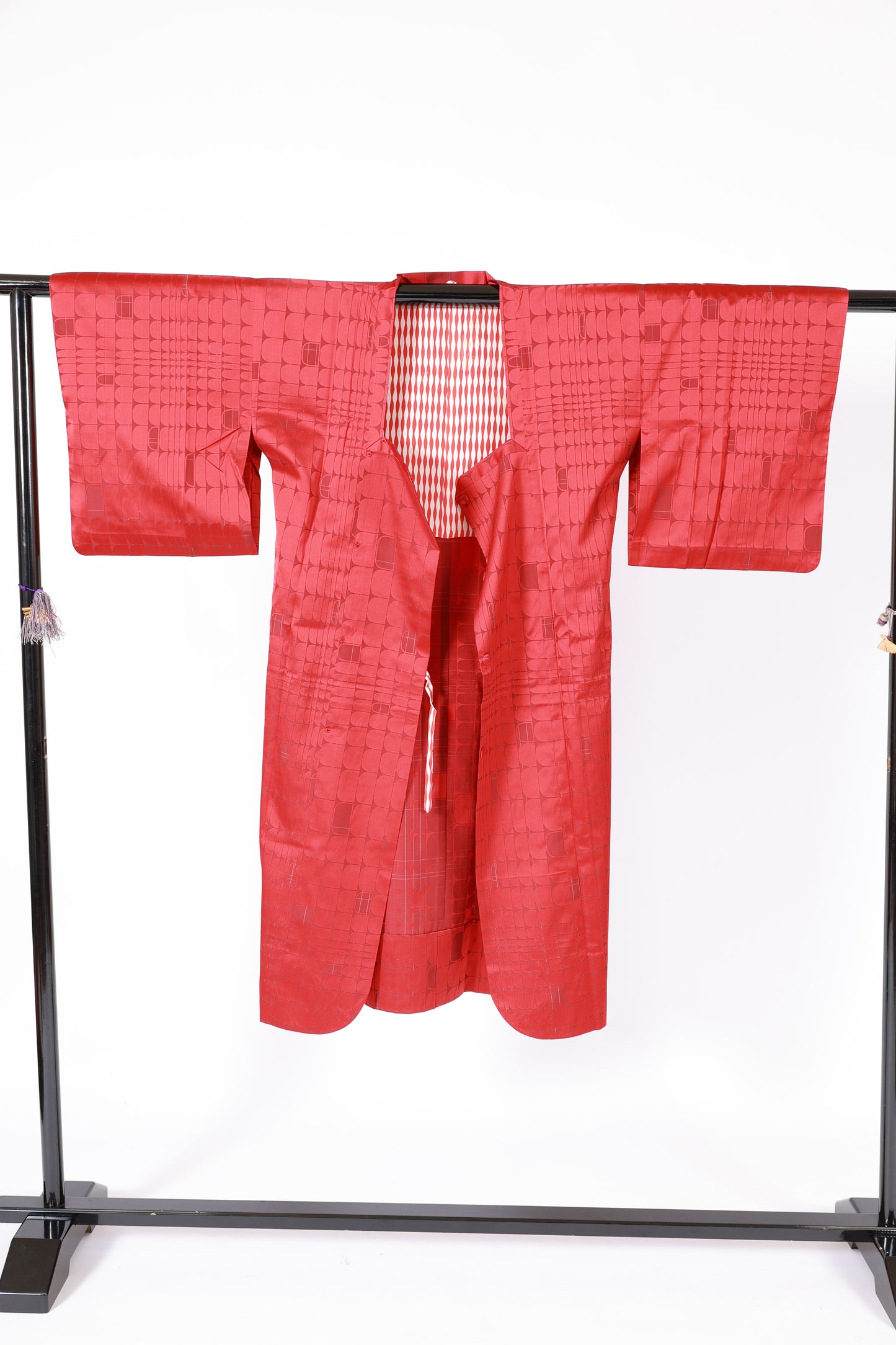 used coat Red geometric pattern silk/B301