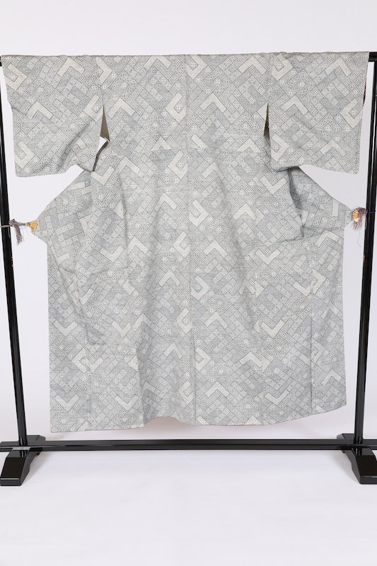Yuki Tsumugi used silk fabric, shades of gray and light purple, ikat pattern, handwoven.B1482
