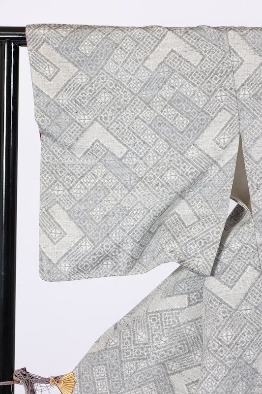 Yuki Tsumugi used silk fabric, shades of gray and light purple, ikat pattern, handwoven.B1482