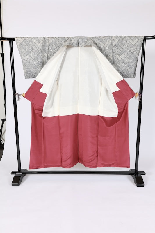 Yuki Tsumugi used silk fabric, shades of gray and light purple, ikat pattern, handwoven.B1482