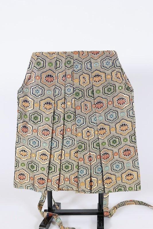 Hakama used  (traditional Japanese trousers) - Gold, Mustard, Green, Navy, Floral, Paulownia, Horse Riding - B1523
