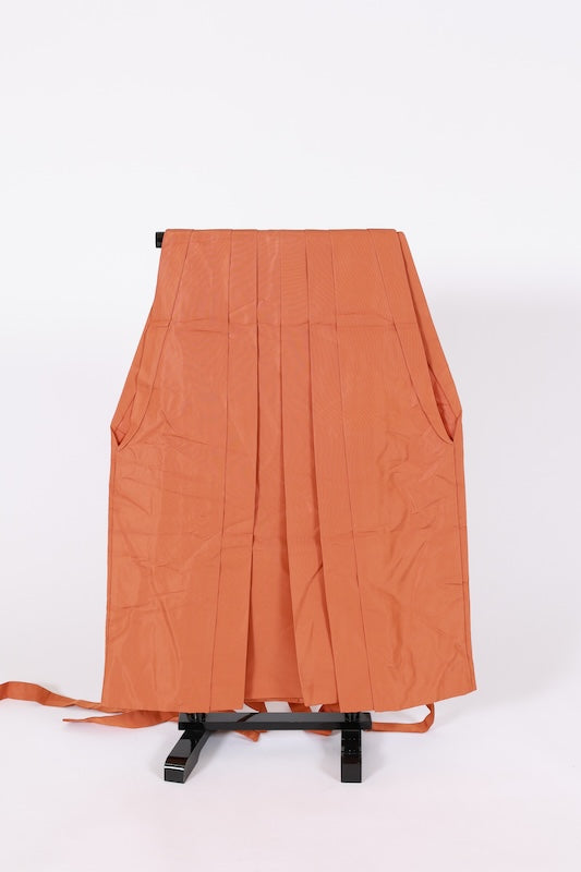 Hakama  used(traditional Japanese trousers) in persimmon color, suitable for horse ridingB1504