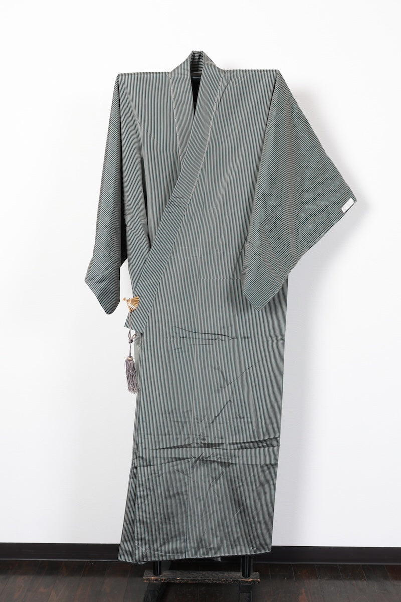 Japanese Men's kimono Unused New M-size  silk 100% /B1036