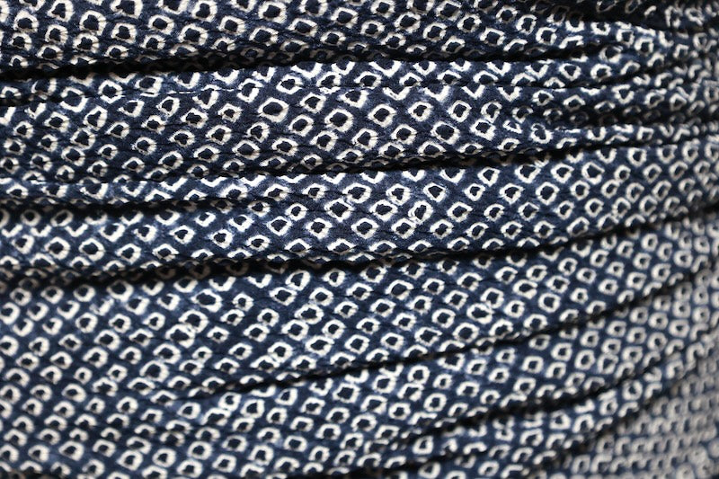 Yukata obi (used sash) - Indigo and white, Kanoko Shibori (tie-dye pattern) Zz5