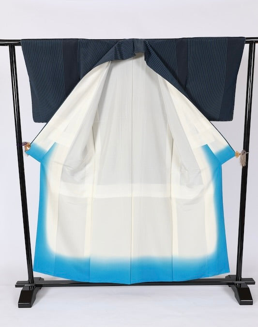 New Unused Japanese kimono  <Tsumugi> Msize  silk 100% /T596