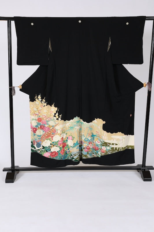 Black formal kimono used(Kurotomesode) - Green, coral, blue, gold - Flower and bird design - Hand-painted - Kyo-Kaga Yuzen (Kyoto style) - J4