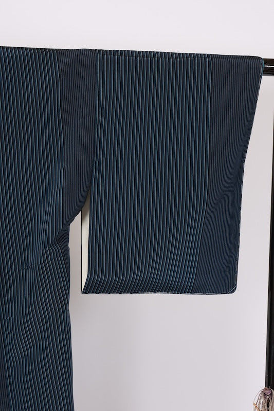 New Unused Japanese kimono  <Tsumugi> Msize  silk 100% /T596