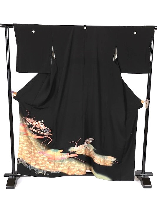 Japanese kimono used <Kurotomesode> Lsize  silk 100% /T592